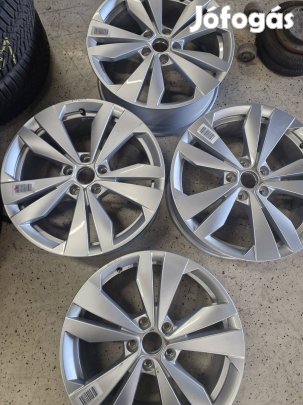 Gyári vw 7x18, et50 alufelni 4db