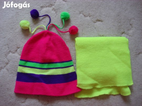 Gyerek 4 bojtos sapka + sál együtt
