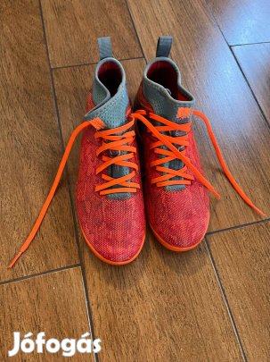 Gyerek Focicipő 34-es Kipsta Agility900