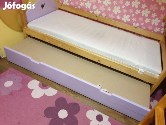 Gyerek ágy ágyneműtartóval és éjjeli szekrénnyel