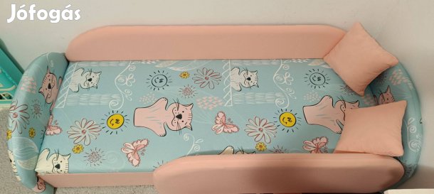 Gyerek ágy cicás