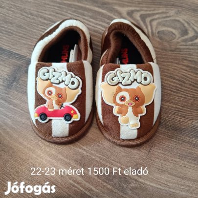 Gyerek cipők eladók