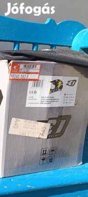 Gyerek cross bukósisak eladó.