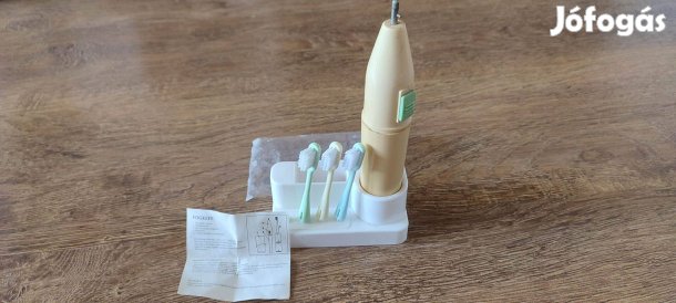 Gyerek elemes fogkefe