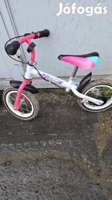 Gyerek futóbicikli.