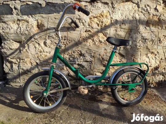 Gyerek kerékpár / zöld gyerek bicikli