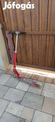 Gyerek roller eladó!