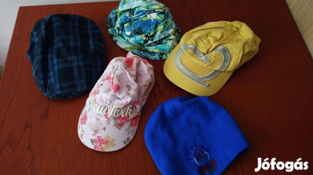 Gyerek sapkák 690.- / db