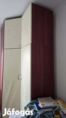 Gyerek sarokszekrény