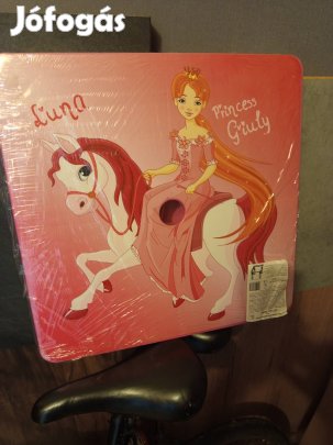 Gyerek szék , asztal garnitúra 