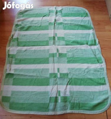 Gyerek takaró, pléd zöld-fehér csíkos