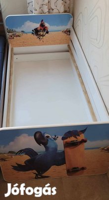 Gyerekágy kiságy ágyneműtartóval