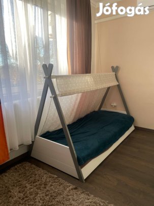 Gyerekágy matraccal eladó