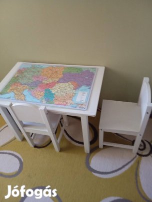 Gyerekaztal székkel