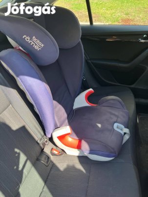 Gyerekülés 36 kg-ig kék színű