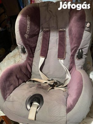 Gyerekülés autóba