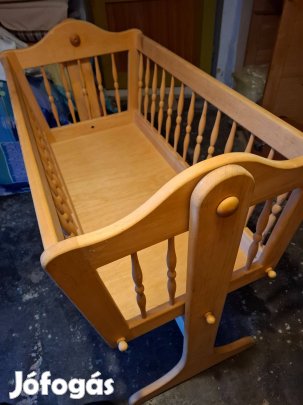 Gyermek fa bölcső