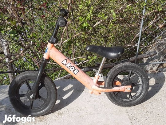Gyermek futóbicikli hibával eladó