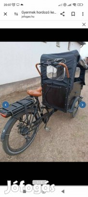Gyermek hordozó kerekpár