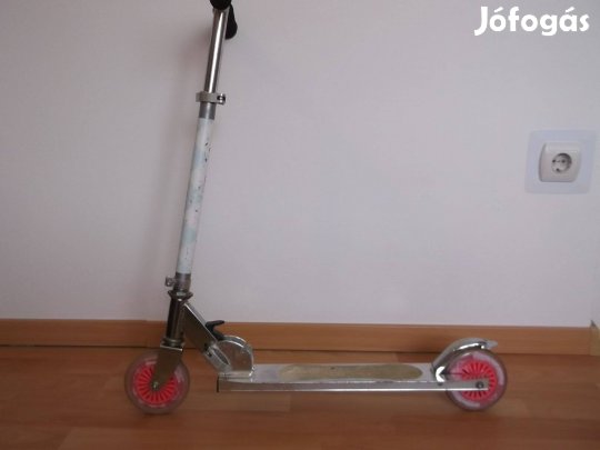 Gyermek roller,lányka