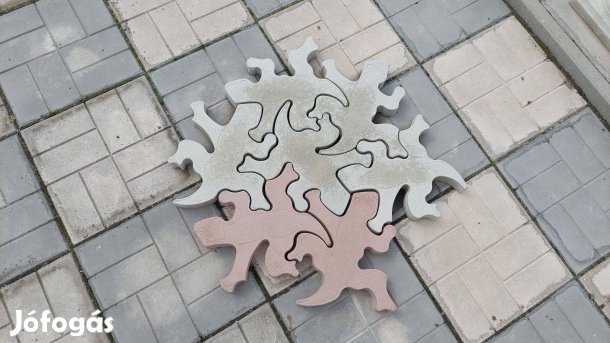 Gyík formájú térburkoló