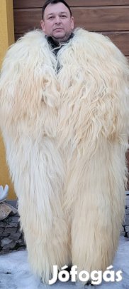 Gyimesi racka,bunda suba .Pásztor viselet.