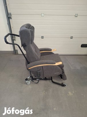 Gyógyászati fotel,fellálast segítő elektromos fotel távirányítós