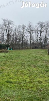 Gyömörén 738 m2-es építési telek eladó!