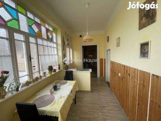 Gyömrői 166 nm-es ház eladó