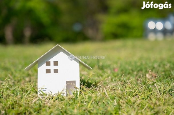 Gyömrői 2000 nm-es telek eladó