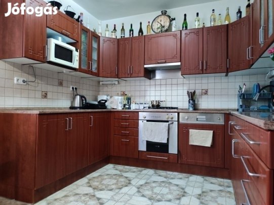 Gyömrői eladó 170 nm-es ház