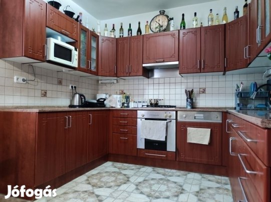 Gyömrői eladó 170 nm-es ház