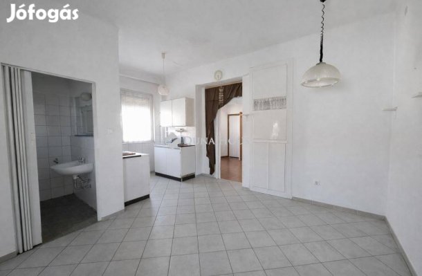 Gyömrőn önálló hrsz-el rendelkező lakás