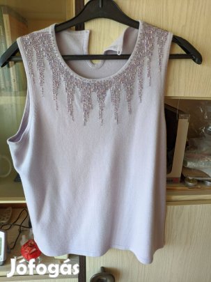 Gyöngy díszítésű lila felső