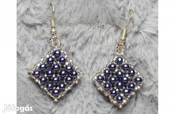 Gyöngyházfényű fülbevaló kék új