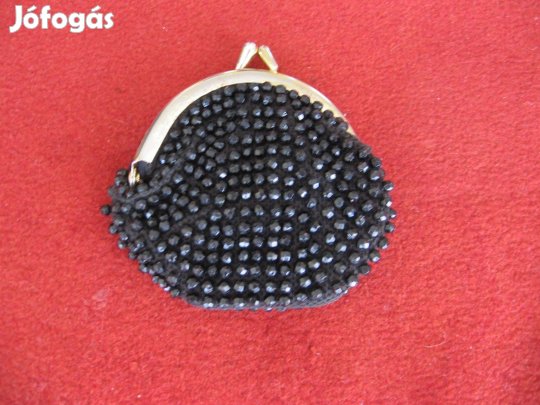 Gyöngyökkel díszített alkalmi pénztárca - fekete