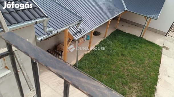 Gyöngyösi eladó 89 nm-es ház
