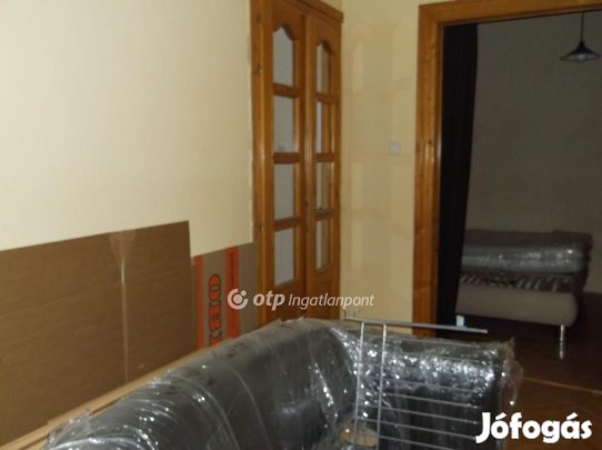 Gyöngyösi eladó 91 nm-es ház