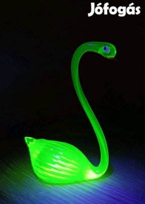 Gyönyörű 11.3cm magas 107 gr Uránium üveg uránüveg madár hattyú