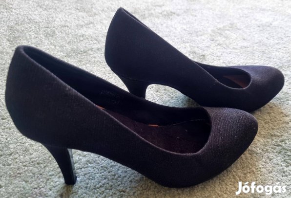 Gyönyörű Minozzi Milano cipő 38as méretben, keveset használtan