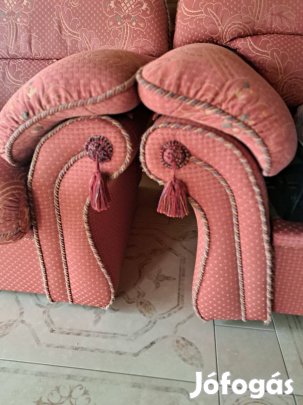 Gyönyörű Spanyol ülőgarnitúra 