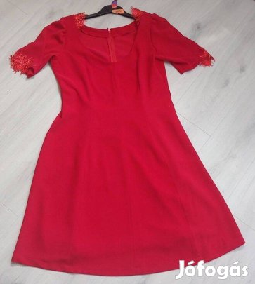 Gyönyörű, Új, piros ruha 44-46