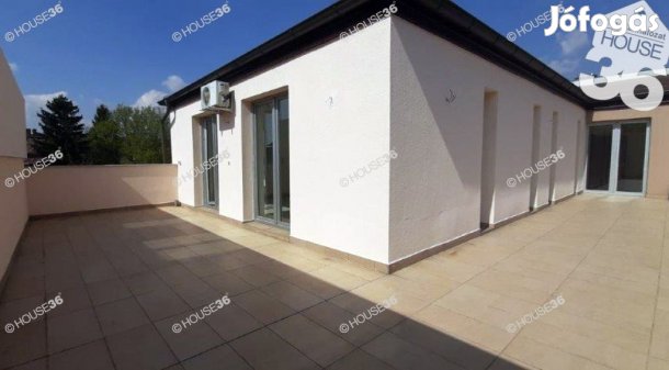 Gyönyörű, egyedülálló penthouse lakás a belvárosban ELADÓ!