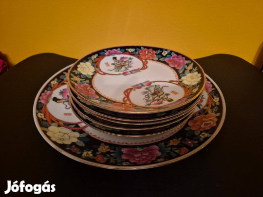Gyönyörű, gésa mintás tányérok, készlet