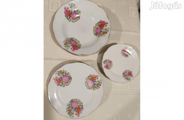 Gyönyörű, jelzett Kínai porcelán 18 db-os tányérkészlet