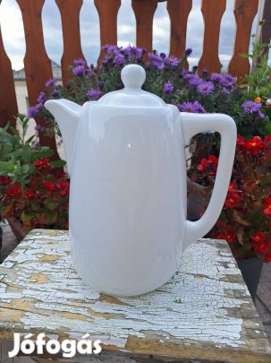 Gyönyörű, nagy méretű, fehér porcelán kiöntő, hibátlan