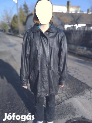 Gyönyörű bélelt női bőrkabát