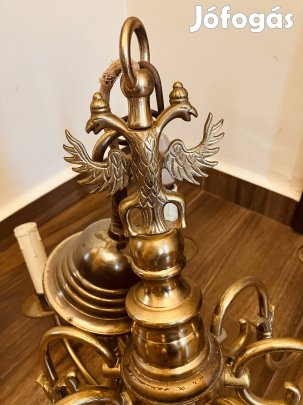 Gyönyörű csillár madár motívummal  