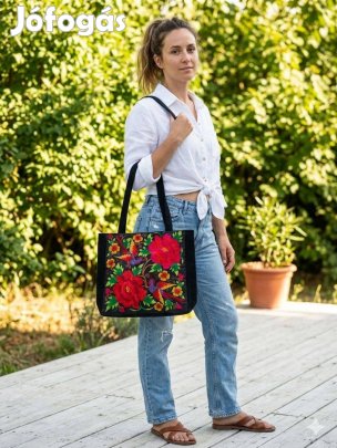 Gyönyörű hímzett tote bag