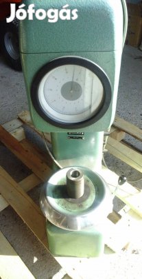 Gyönyörű keménységmérő gép Öntvény váz, akár présgépnek